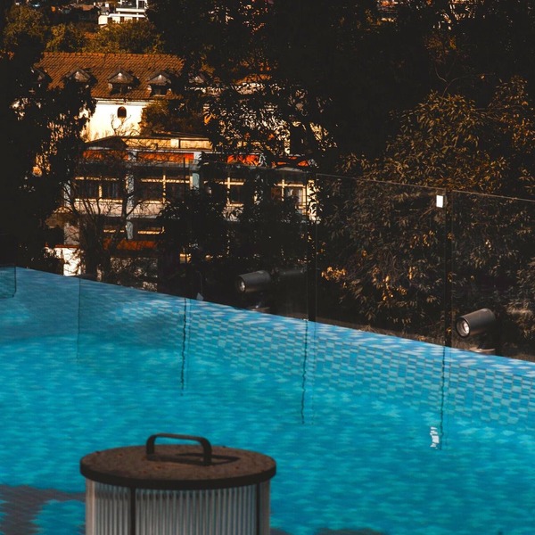 SQUARE hotel