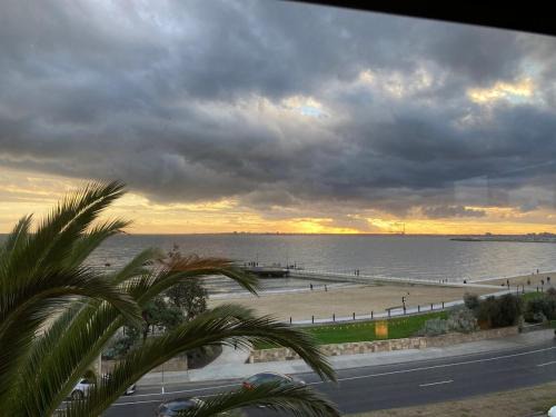 St Kilda absolute beachfront views