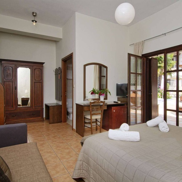 Standard room ground floor for 2 adults+1 child - pool view #1