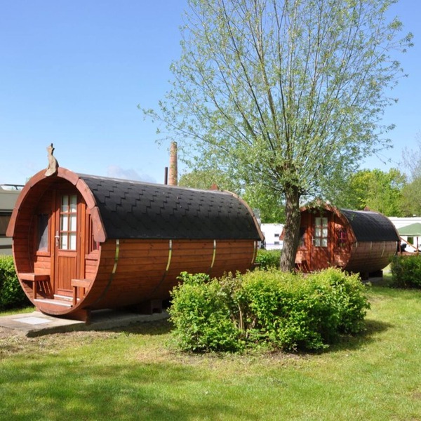 Stay overnight close to nature - the camping barrel