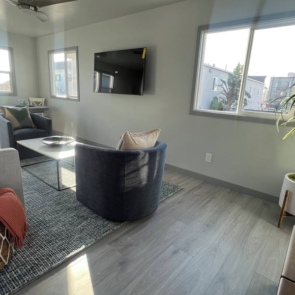 Stay Steps from Hermosa Beach & Pier in Chic Townhome Retreat
