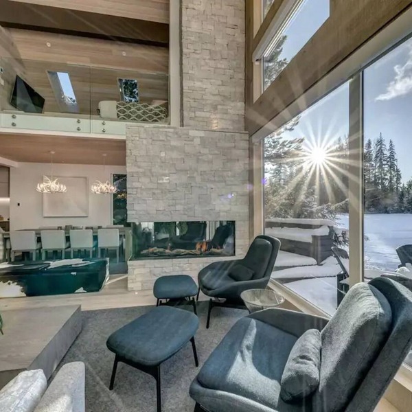 Stellar Jay Chalet | Modern, Golf Course, 4 min drive to Village