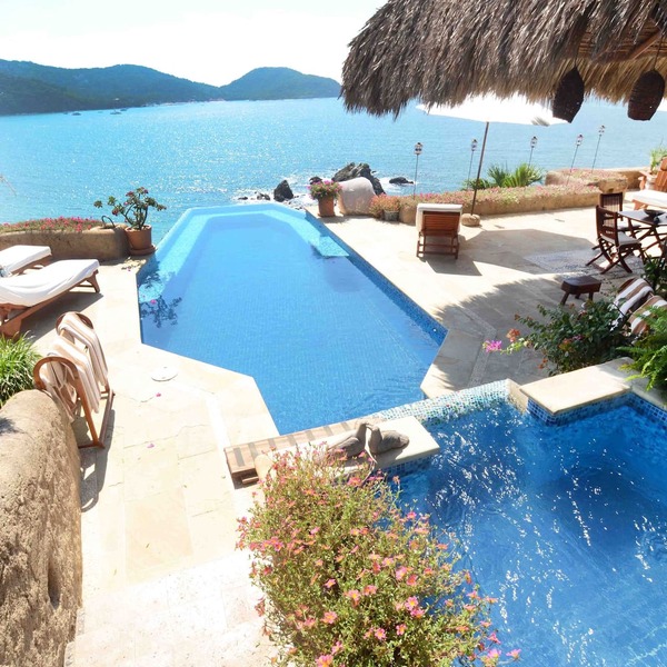 Steps from the beach, far from routine. An experience beyond the ordinary