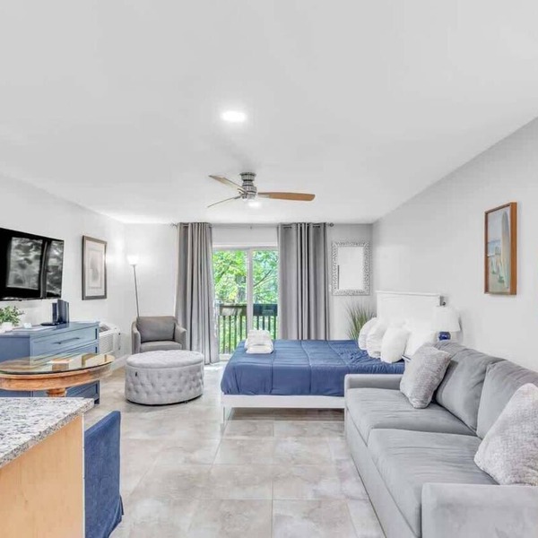 Steps to Beach & Marina! Updated Villa Hilton Head