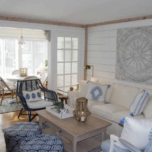 Steps to private beach in Maushop Village, 2 bed, 2 full baths
