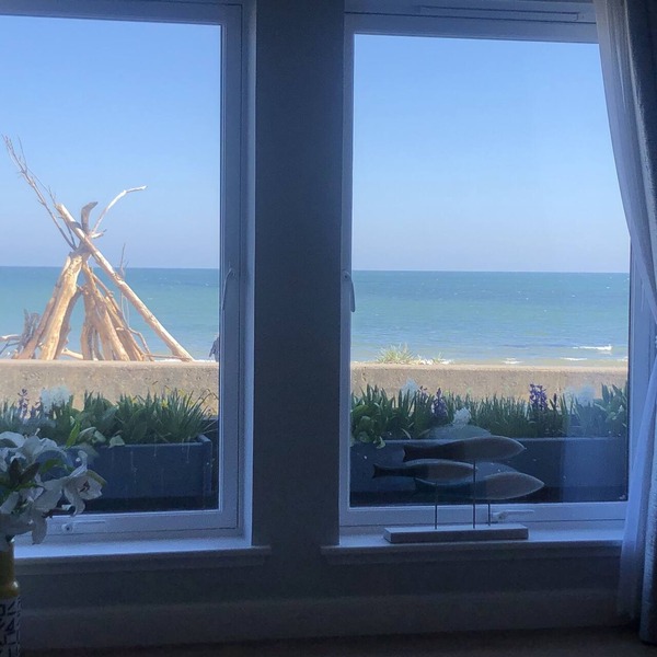 STONEHAVEN SEASIDE LOCATION - AMAZING UNINTERRUPTED PANORAMIC VIEWS
