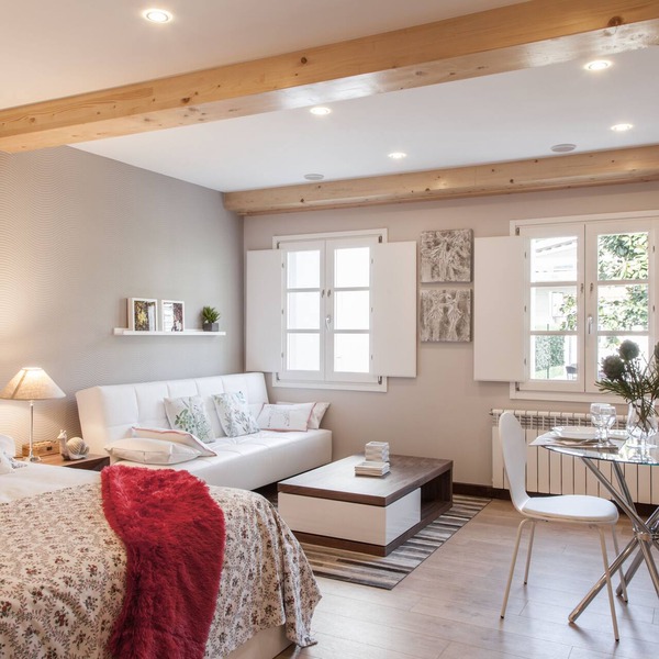 Studio 2B - 3 pax - 3 min walking cathedral - garden - terrace - wifi- elevator