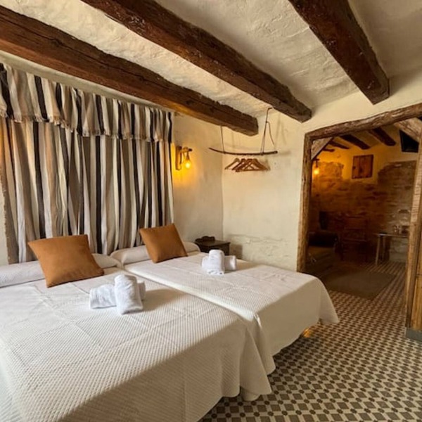 Studio Apartment 'Alojamiento Alberquina' with Shared Garden, Wi-Fi and Air Conditioning