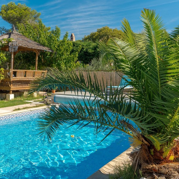 Studio Apartment 'La Dolce Vita 2' with Shared Pool, Private Terrace and Air Conditioning