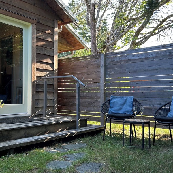 Studio Cedar Guest Cottage
