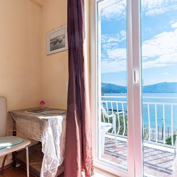 Studio flat with balcony and sea view Korčula (AS-10051-a)