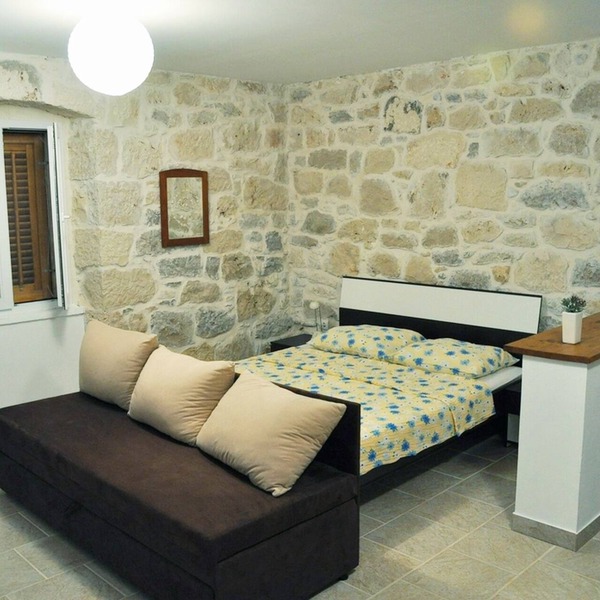 Studio flat with terrace Veli Rat, Dugi otok (AS-15006-a)