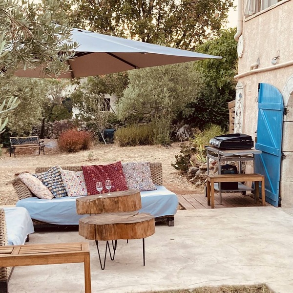 Studio 24 m2 au Coeur de Provence, Avec Terrasse Privative et Accès à la Piscine