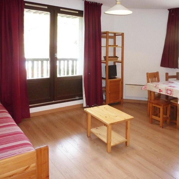 Studio idolâtrable aux Orres pour 4, accès pistes, balcon - FR-1-322-132