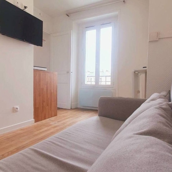 Studio sur Levallois-perret pas Cher à 5 Minutes du Métro et de Paris