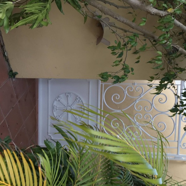 STUDIO Walking distance to beach.
