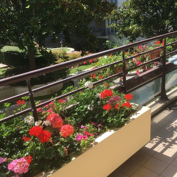 Studio with balcony near Paris