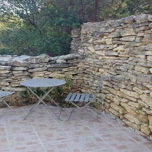 Studio with terrace - swimming pool, tennis, pétanque