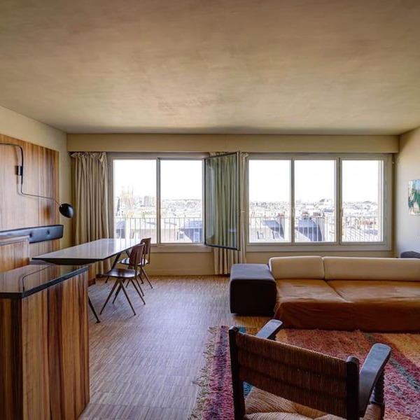 Stunning 2 Bed Condo in Paris Near Eiffel Tower