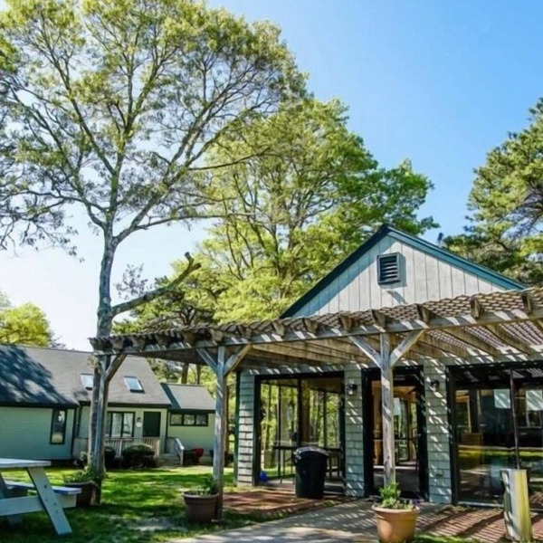 Stunning 2BR Condo Cape Cod with Tennis Court & Games Room