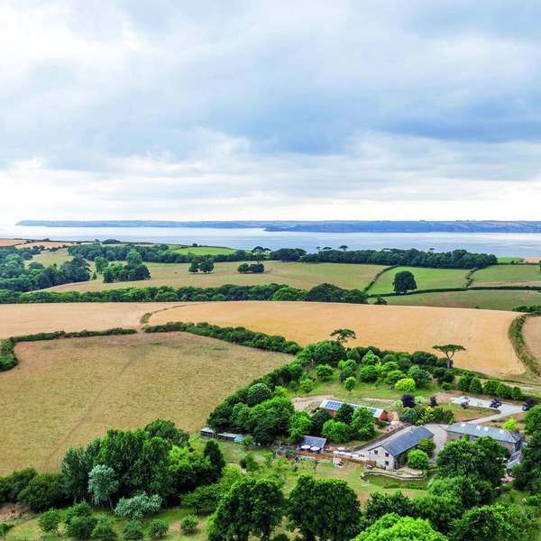 Stunning Barn Conversion, Indoor Pool, tranquil vineyard site, coastal location.