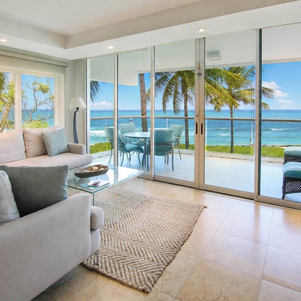 Stunning Beachfront 2-Bed Condo with Pool - Ocean One 204