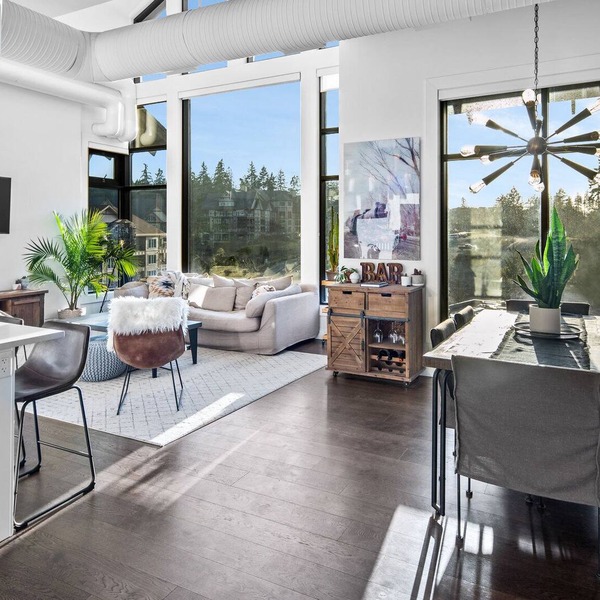 Stunning Bear Mountain Penthouse