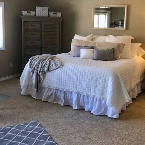 Stunning East End Studio by downtown & river
