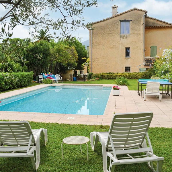 Stunning home in Châteauneuf de Grasse