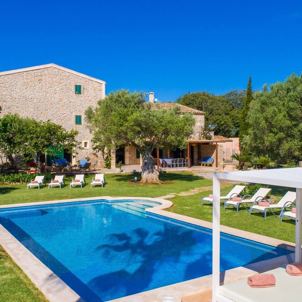 Stunning Holiday Home “Finca Rafal” with Garden, Pool, Terraces & WiFi; Parking Available