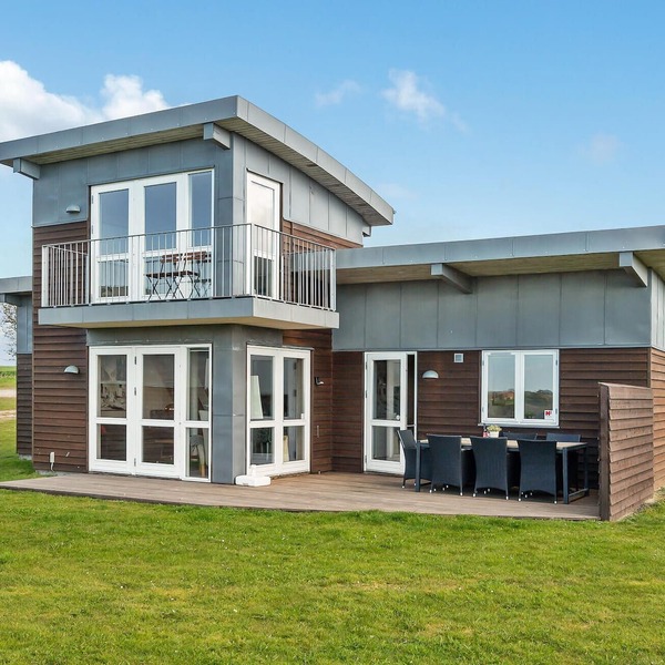 Stunning home in Faaborg with WiFi