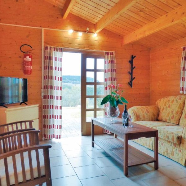 Stunning home in Gerolstein with 2 Bedrooms and WiFi