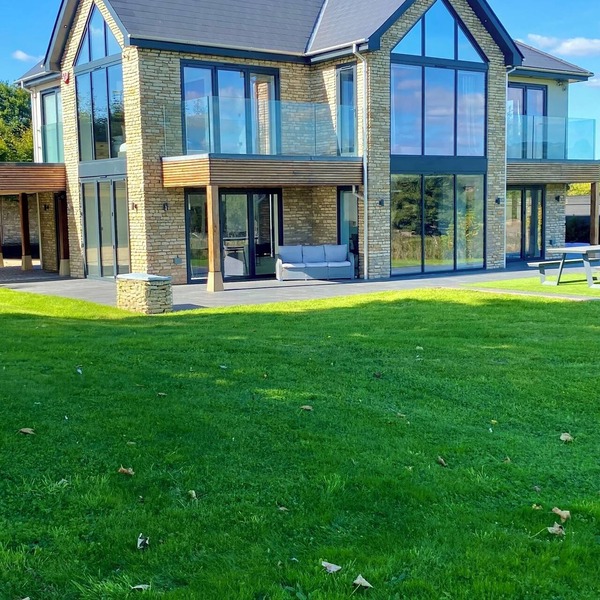 Stunning modern home set in beautiful grounds.