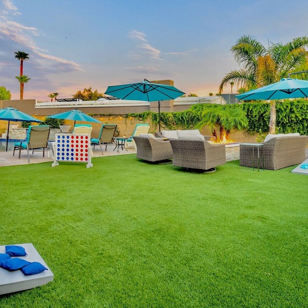 Stunning Modern Remodel Near Old Town, New Heated Pool, Spa & Fire Pit HUGE YARD