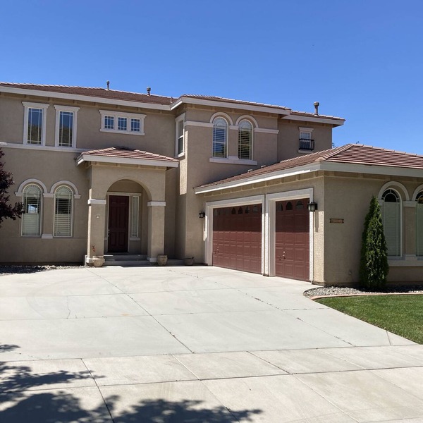 Stunning Mtn. View Chateau 6 Bed/4 Bath Hot Tub BBQ near Red Hawk Golf and TAHOE