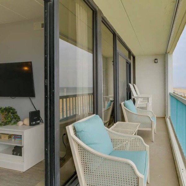 Stunning Oceanfront 3rd Floor Condo with Panoramic Views
