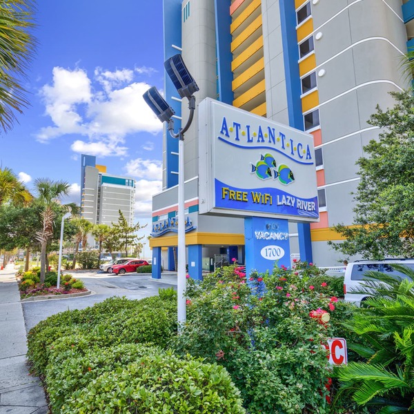 Stunning Oceanfront View Atlantica Tower