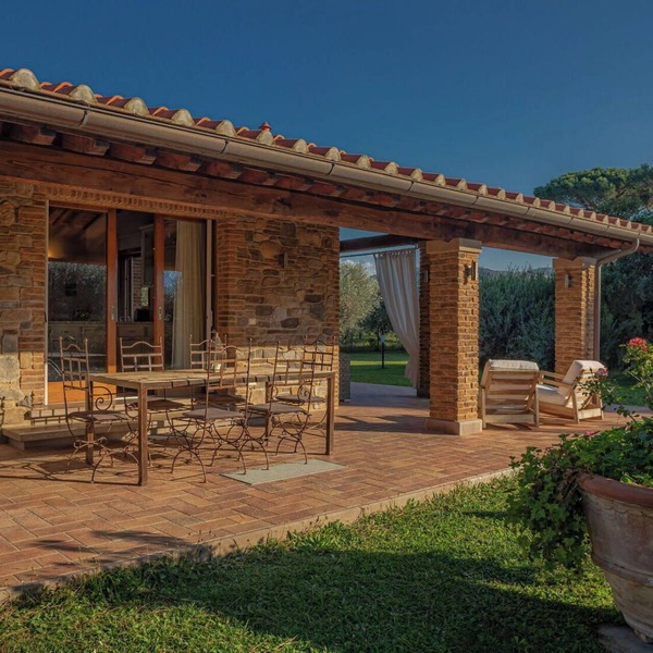 Stunning private villa for 8 people with A/C, WIFI