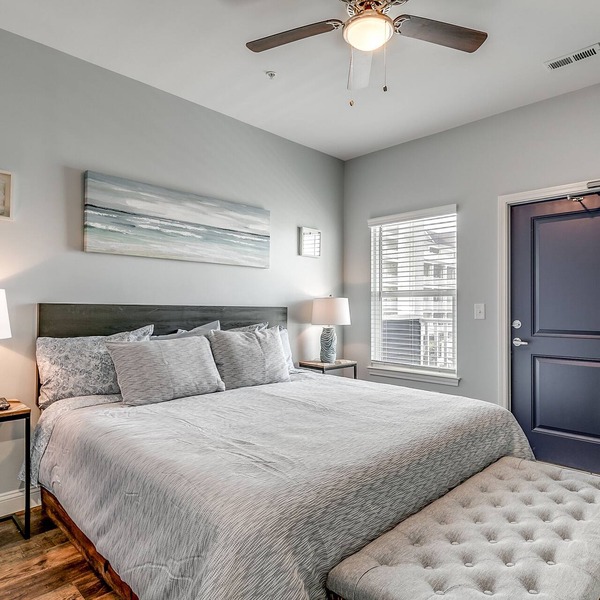 STUNNING RETREAT: DESTINATION with Private AMENITIES: POOL+SPA+GAME ROOM+THEATRE