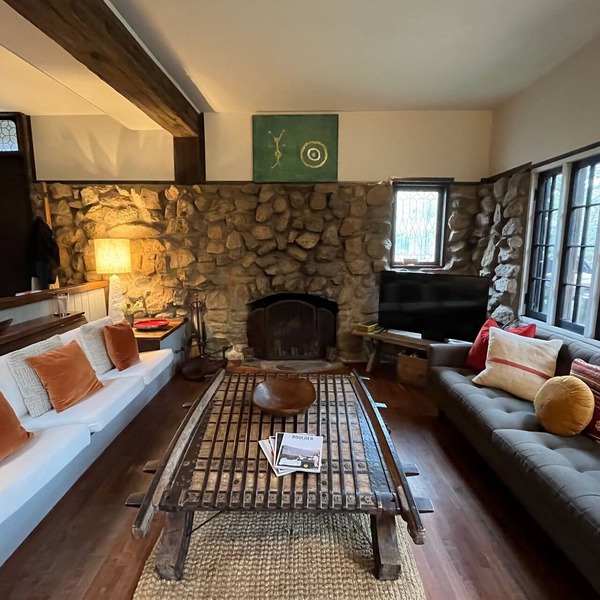 Stunning Stone Abode in Downtown Boulder - Walk to Pearl St, Chautauqua Park, CU