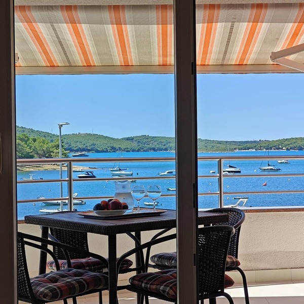 Stunning views penthouse sea front apartment, special location with terrace
