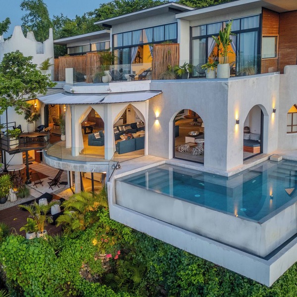 StuNNing Views, TOP LuXury @ BONiTA, CHEF & SPA