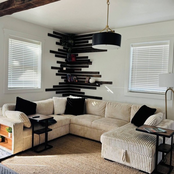 Stylish 2BR-2Bath with Master Suite & Laundry