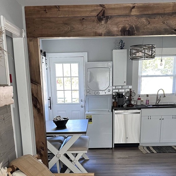 Stylish Condo in Buckroe Beach just 2 blocks from the beach.