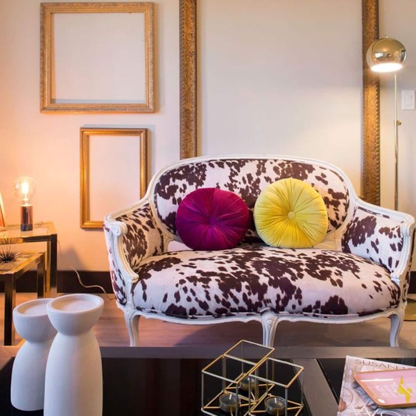 Stylish & Eclectic Modern 2/1 Apt – WeAreAuthentic