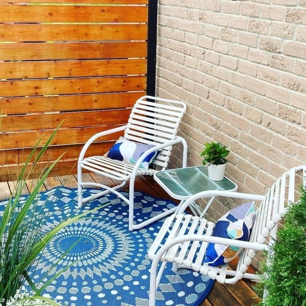 Stylish Main Level Suite with Separate Entrance, Private Patio and 2 Car Parking