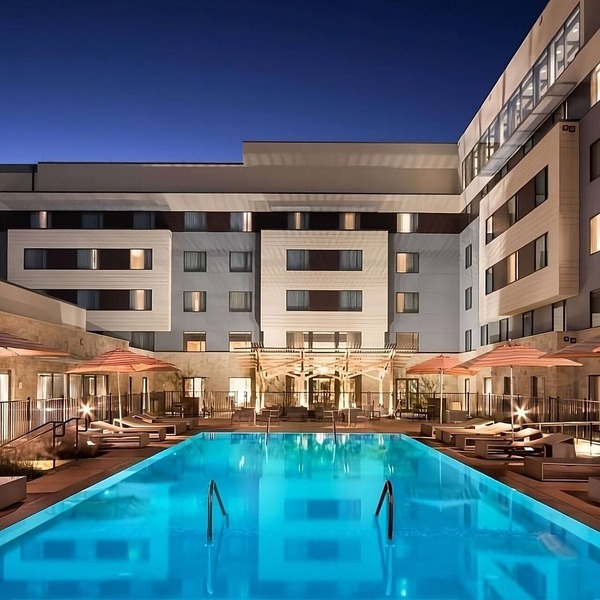 Stylish Pool View King | Free Parking, Near Shops, Parking Steps Away!