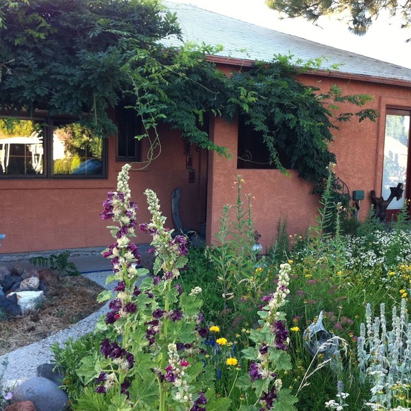 Stylish & Quiet 2BR, 2BA Eclectic Home in the Heart of Reno – Pet Friendly!