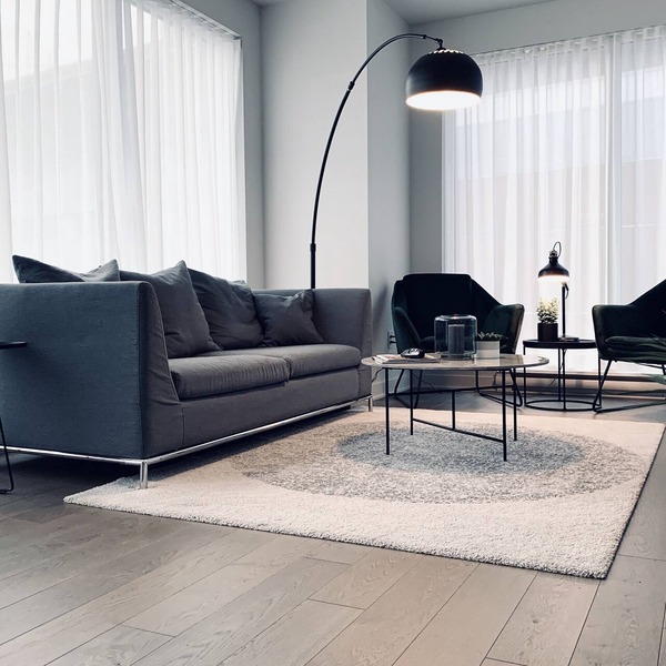STYLISH & SPACIOUS 2BDR IN 5 STAR DOWNTOWN HIGH RISE COMPLEX