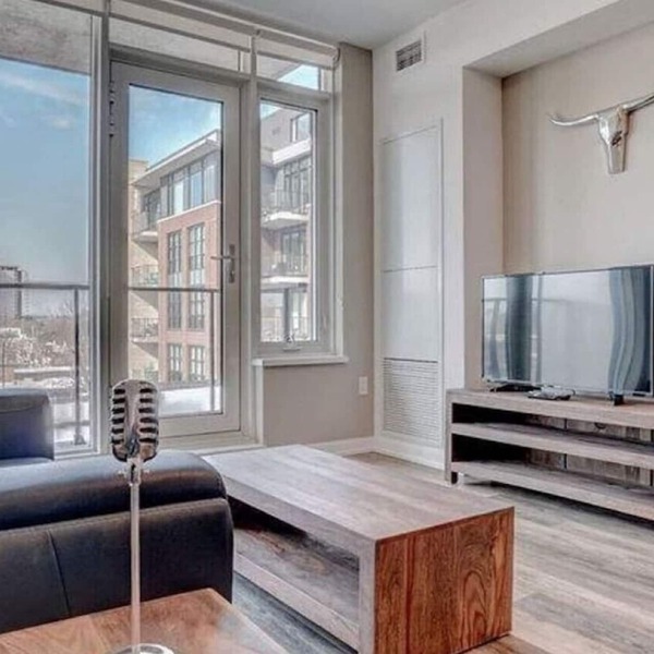Stylish Studio Escape near Suya Palace with Terrace